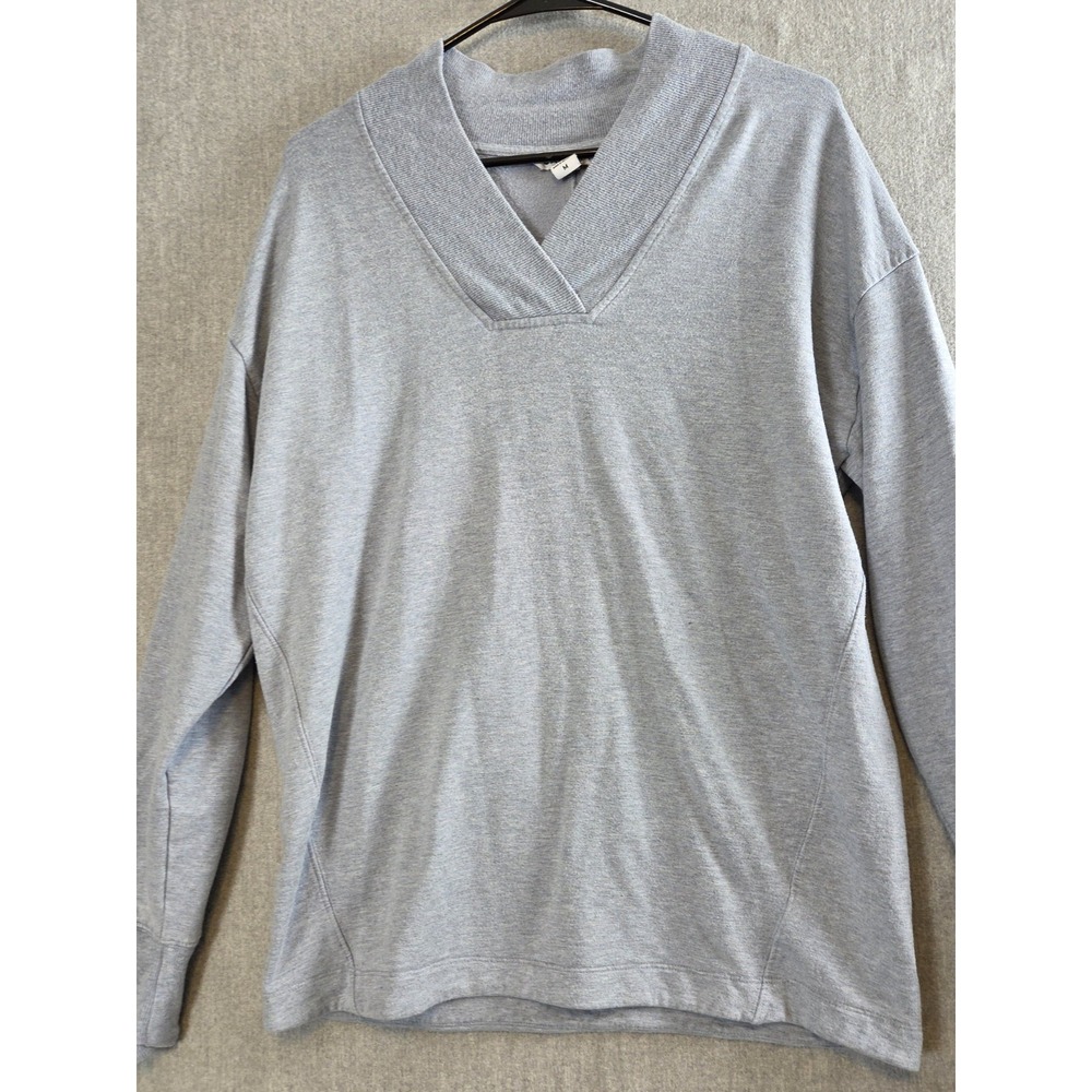 Athleta Clarity V Neck Pullover Top Pale Blue Size M Active Stretch Comfort